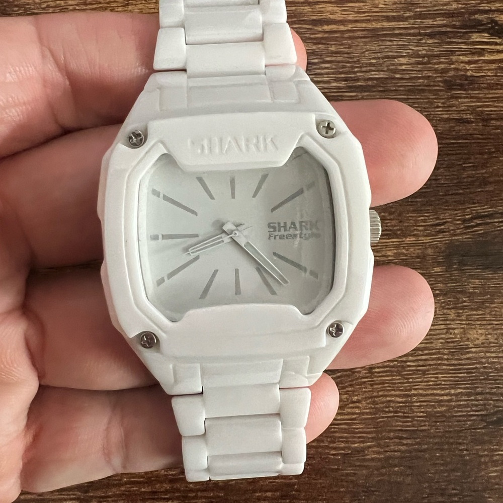 Freestyle Shark Men's White Watch
